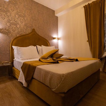 April Luxury Suites (Adults Only) Rhodes City Dış mekan fotoğraf