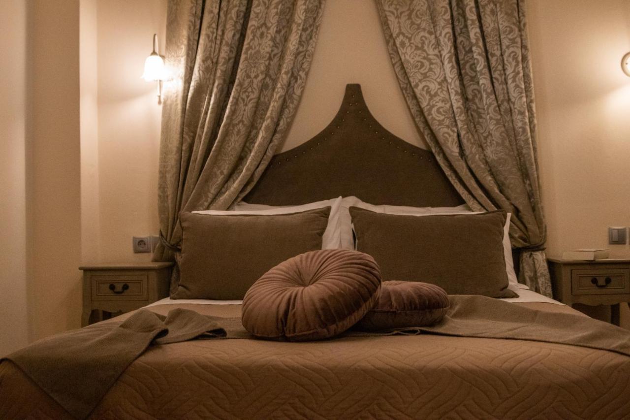 April Luxury Suites (Adults Only) Rhodes City Dış mekan fotoğraf