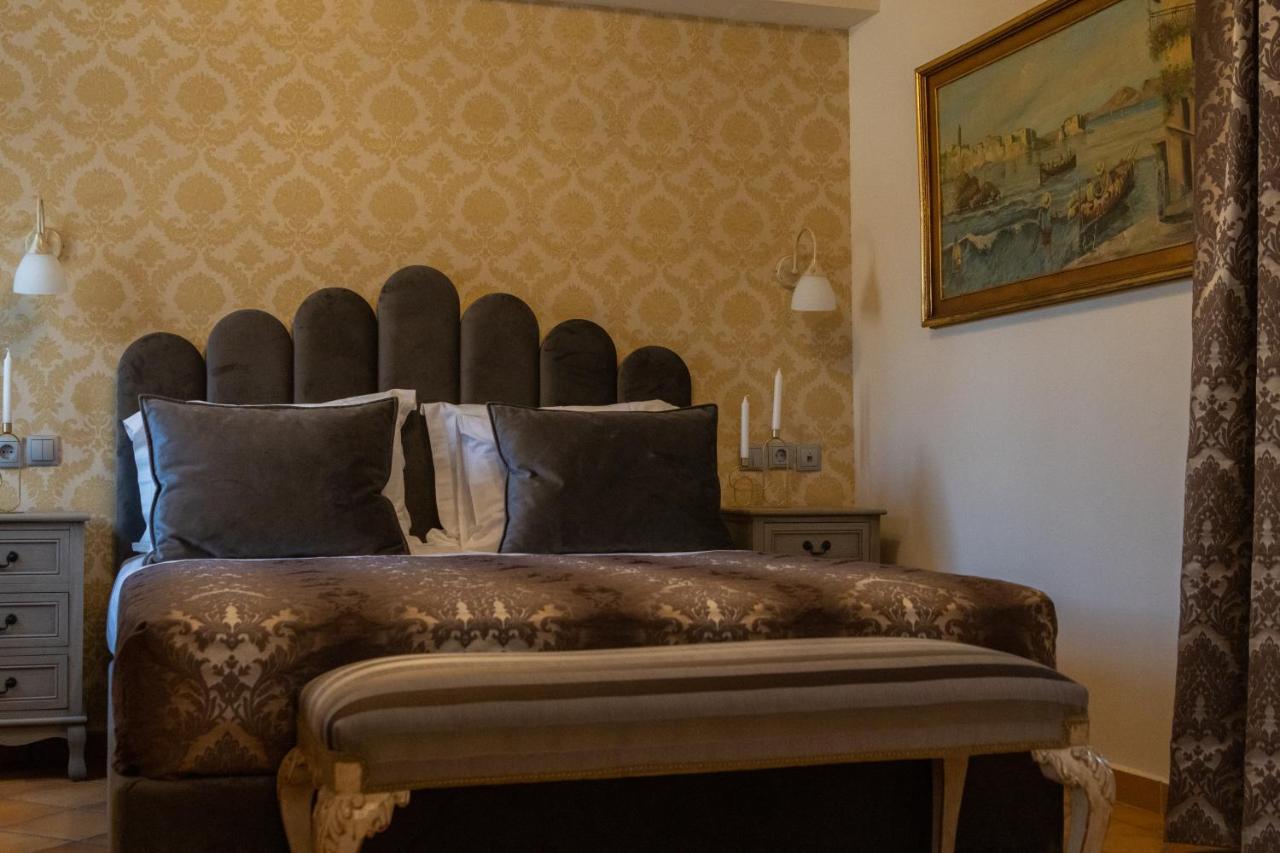 April Luxury Suites (Adults Only) Rhodes City Dış mekan fotoğraf