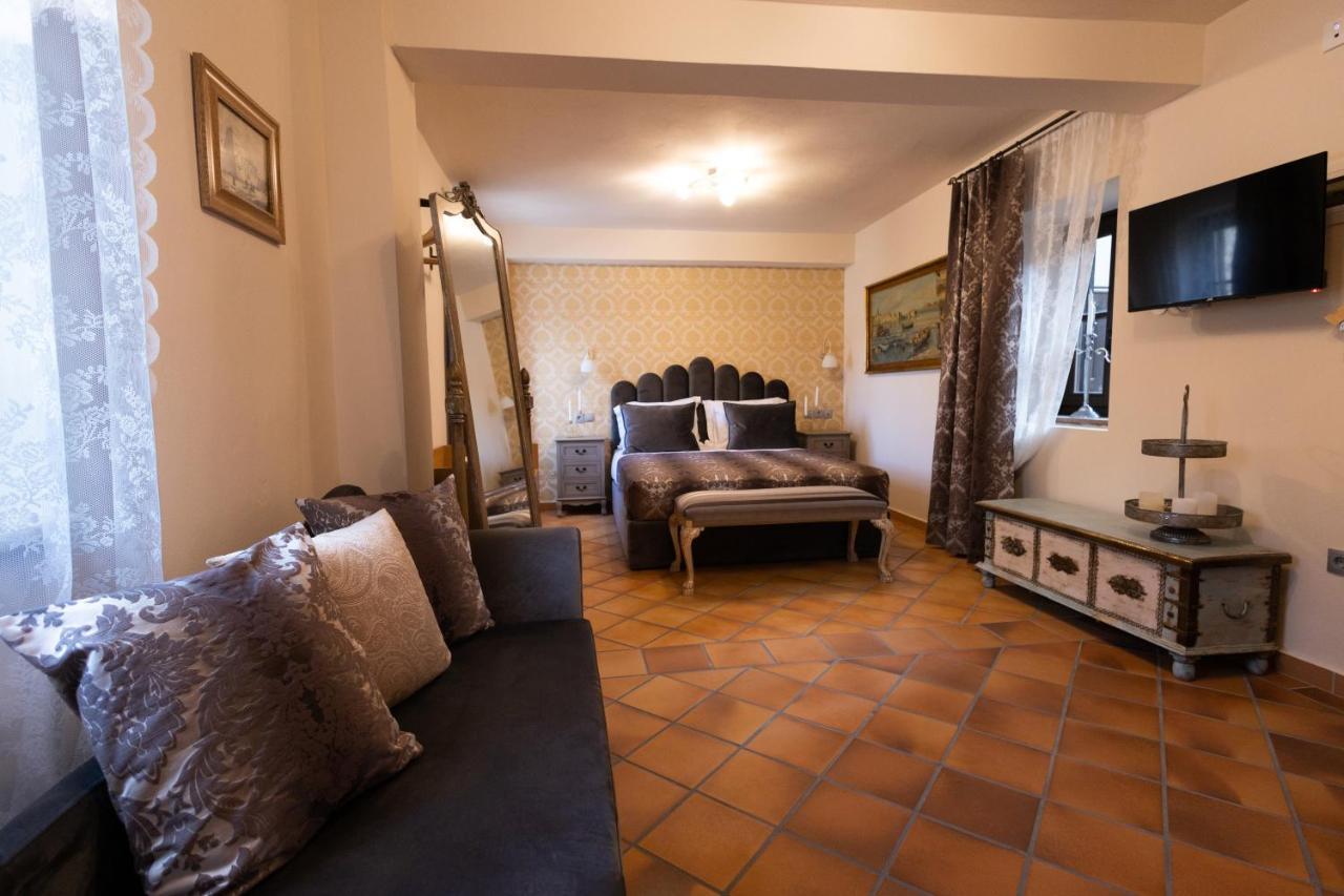 April Luxury Suites (Adults Only) Rhodes City Dış mekan fotoğraf