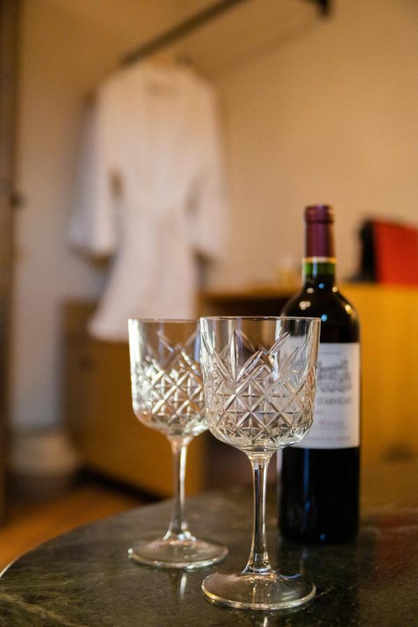 April Luxury Suites (Adults Only) Rhodes City Dış mekan fotoğraf