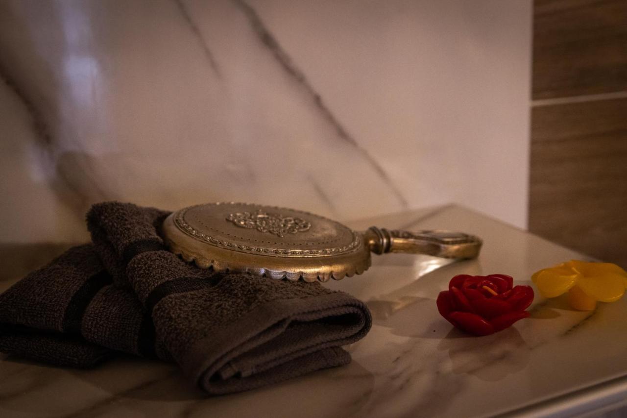April Luxury Suites (Adults Only) Rhodes City Dış mekan fotoğraf