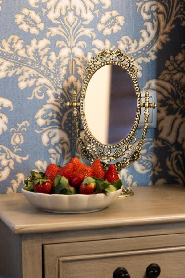 April Luxury Suites (Adults Only) Rhodes City Dış mekan fotoğraf