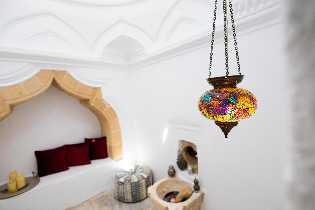 April Luxury Suites (Adults Only) Rhodes City Dış mekan fotoğraf