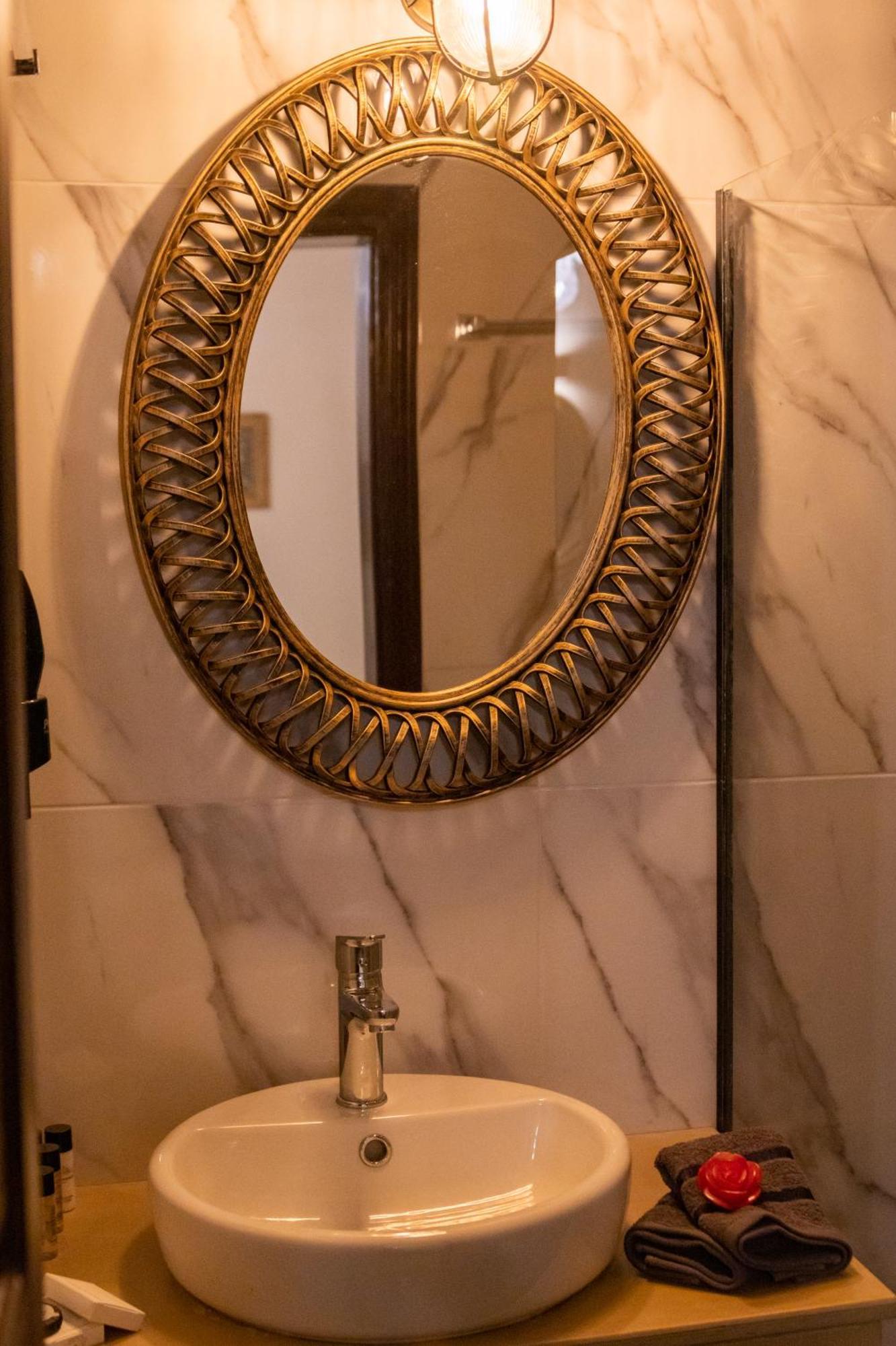April Luxury Suites (Adults Only) Rhodes City Oda fotoğraf